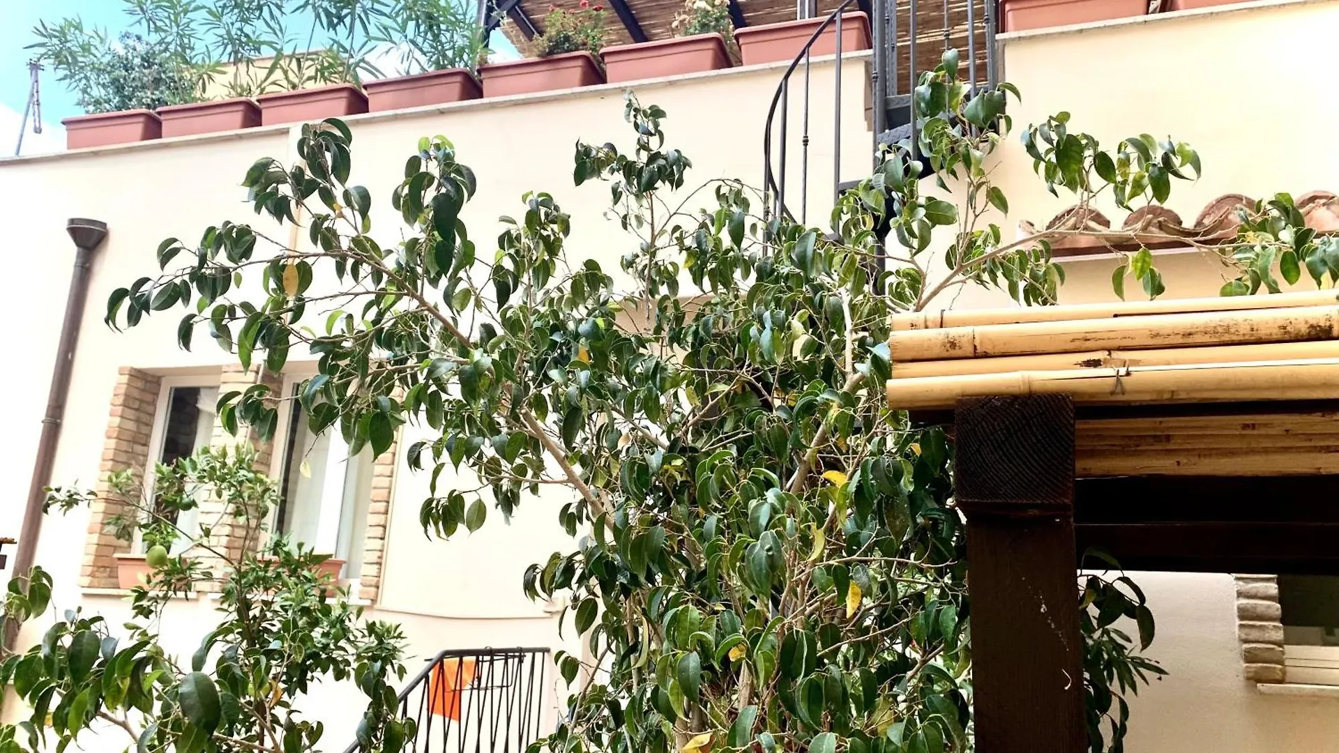 Oasi Urbana Con Terrazza E Vista Apartman Cagliari Olaszország